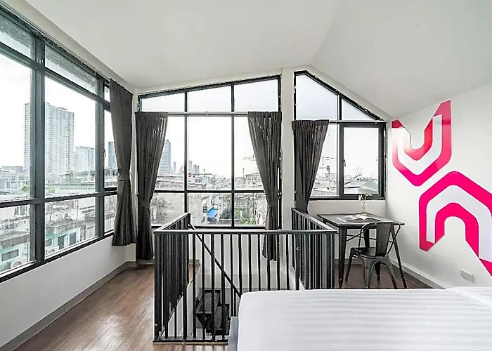 Hotel Bann Aim - No Parking Bangkok