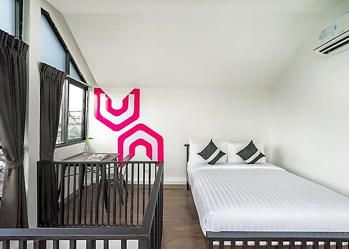Bann Aim - No Parking Hotel Bangkok