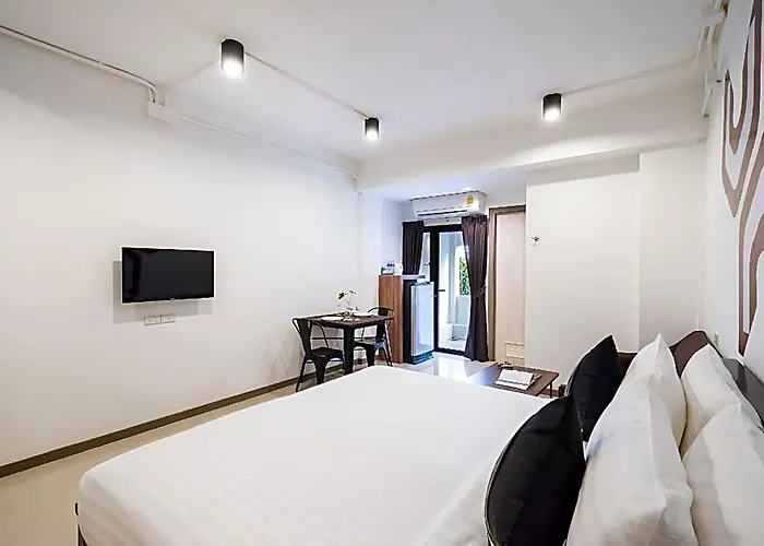 Bann Aim - No Parking Hotel 3*