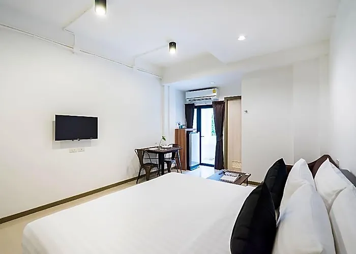 Bann Aim - No Parking Hotel 3*