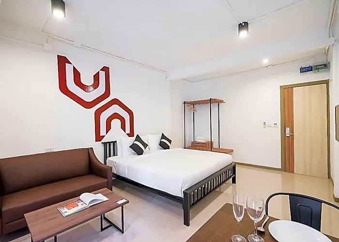 Bann Aim - No Parking Hotel Bangkok